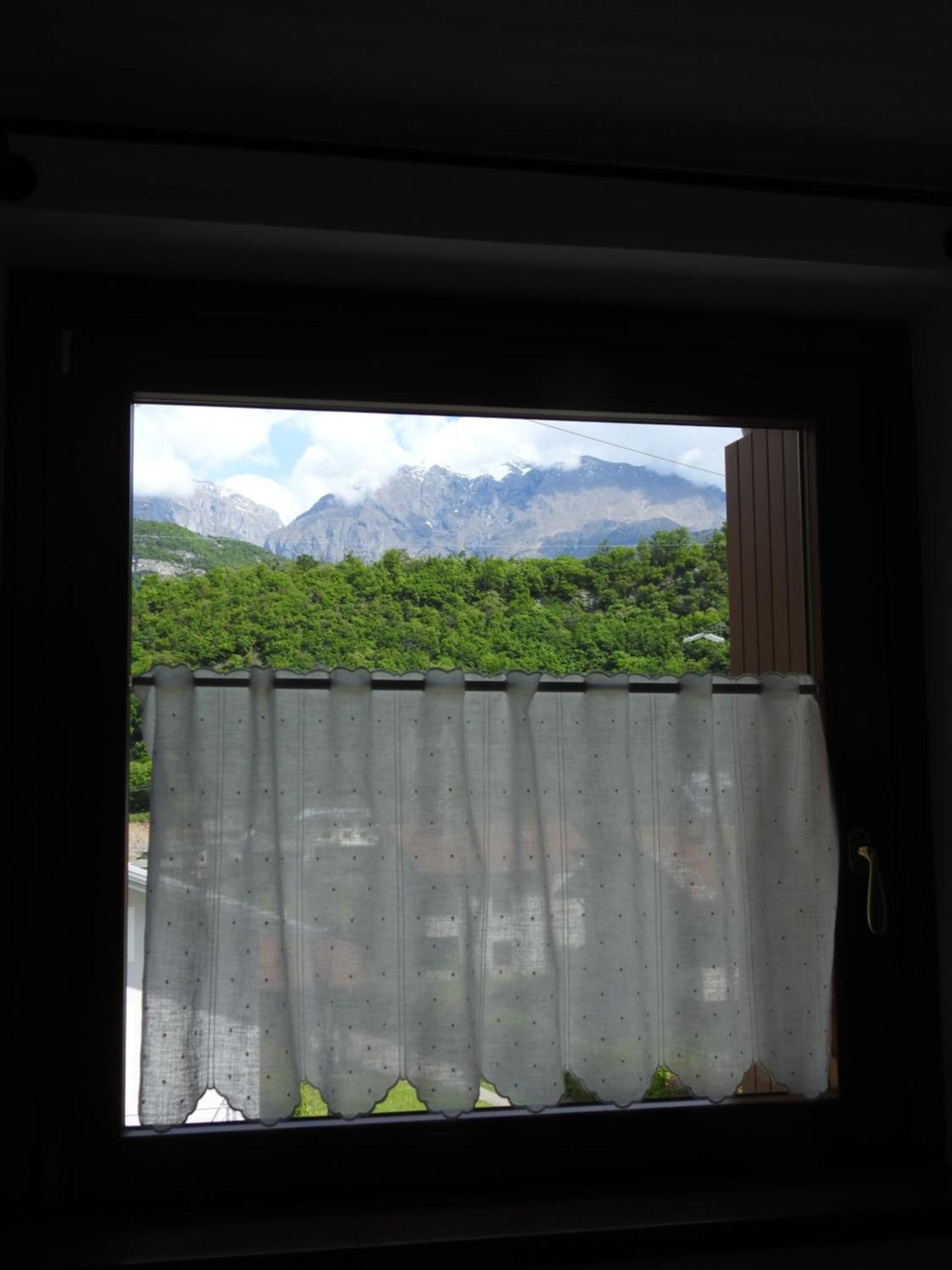 La Casa Di Clara Bed & Breakfast Esine ภายนอก รูปภาพ