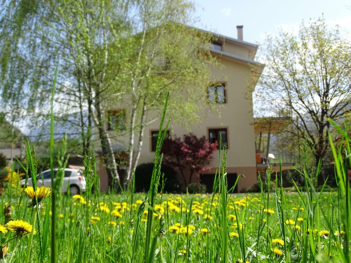 La Casa Di Clara Bed & Breakfast Esine ภายนอก รูปภาพ